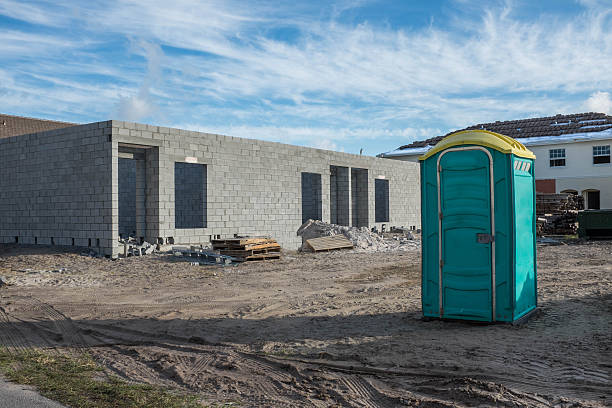 Best Portable bathroom rental  in Tuskegee, AL